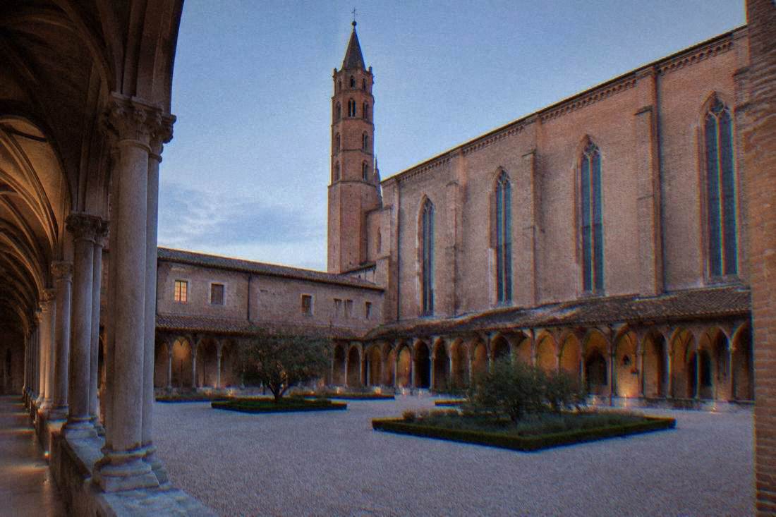 Jacobins cloister and palm-tree pillar