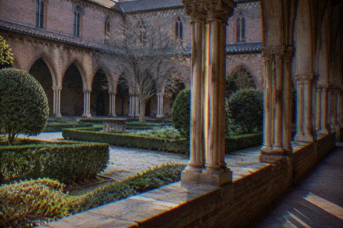 Gothic cloister of the Augustins museum